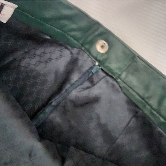 GIII LEATHER skirt lined zip up slit buttons excellent condition - Picture 2 of 14